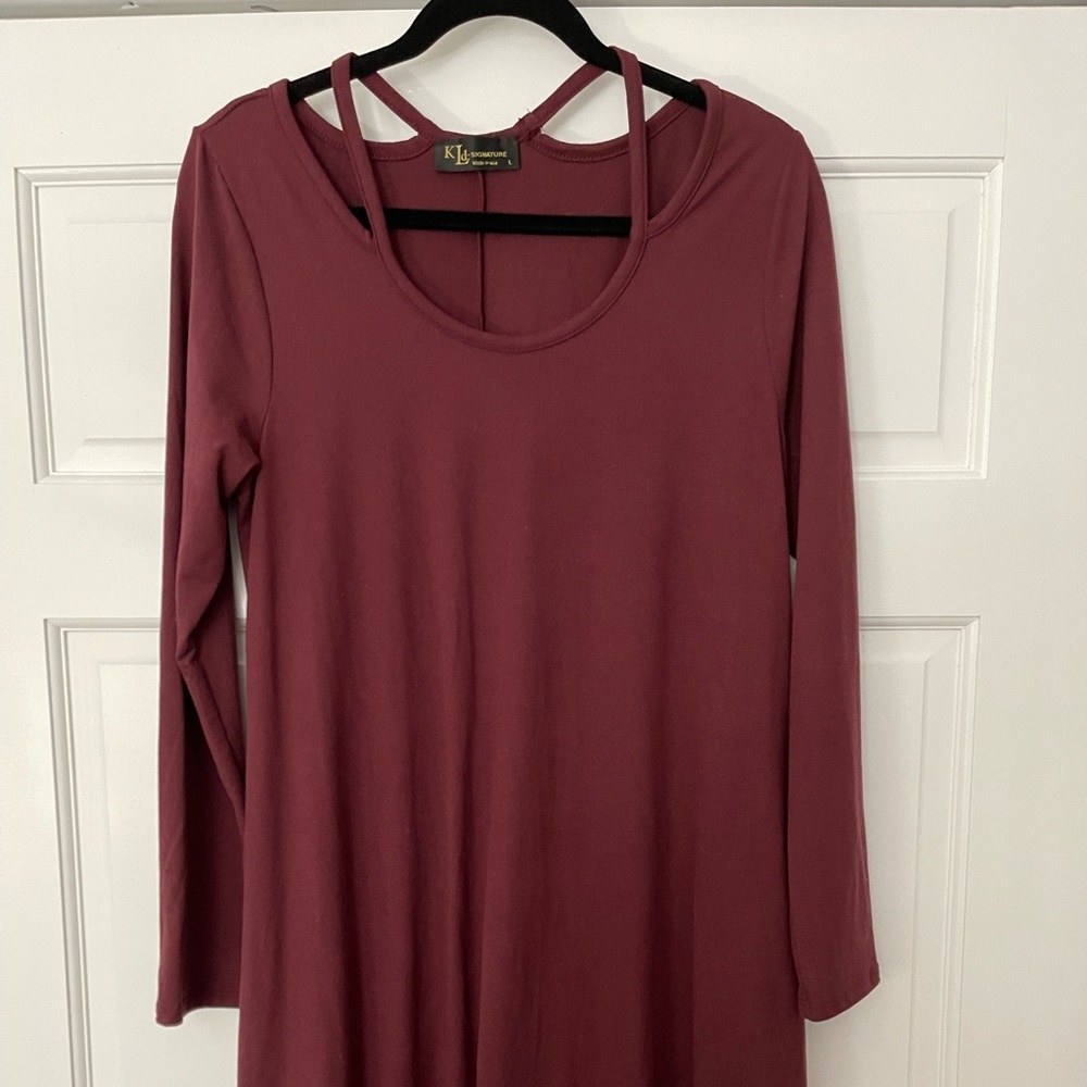Womens maroon dress with pockets size large